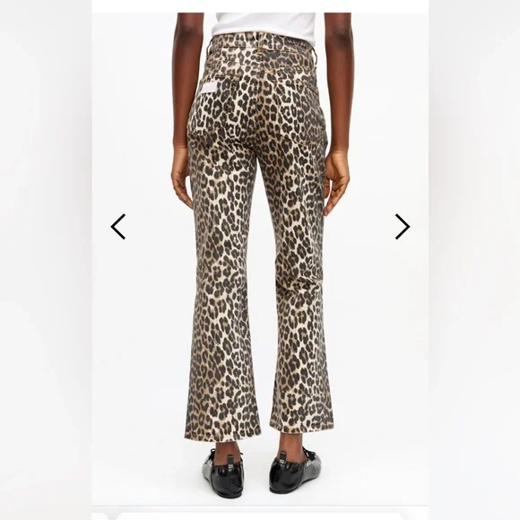 Leopard Print Flare Pants - Picture 3 of 4